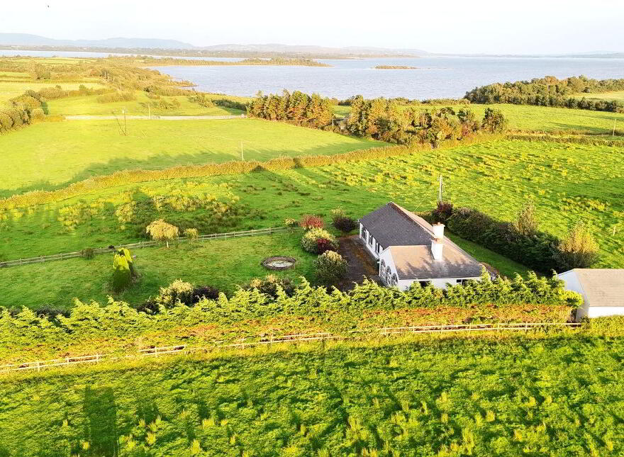 Lake View Villa, Errew, Castlehill, F26H016