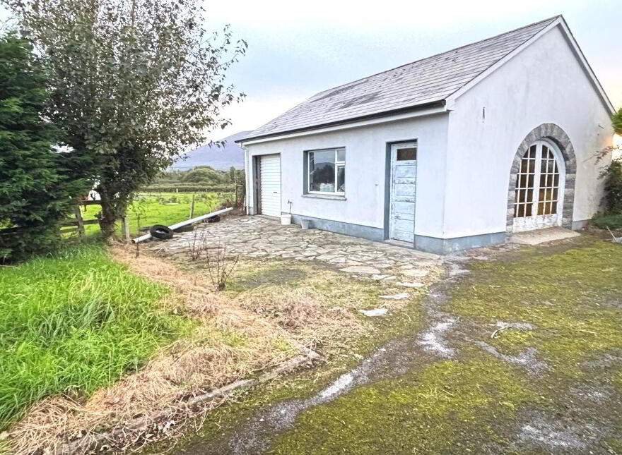 Lake View Villa, Errew, Castlehill, F26H016