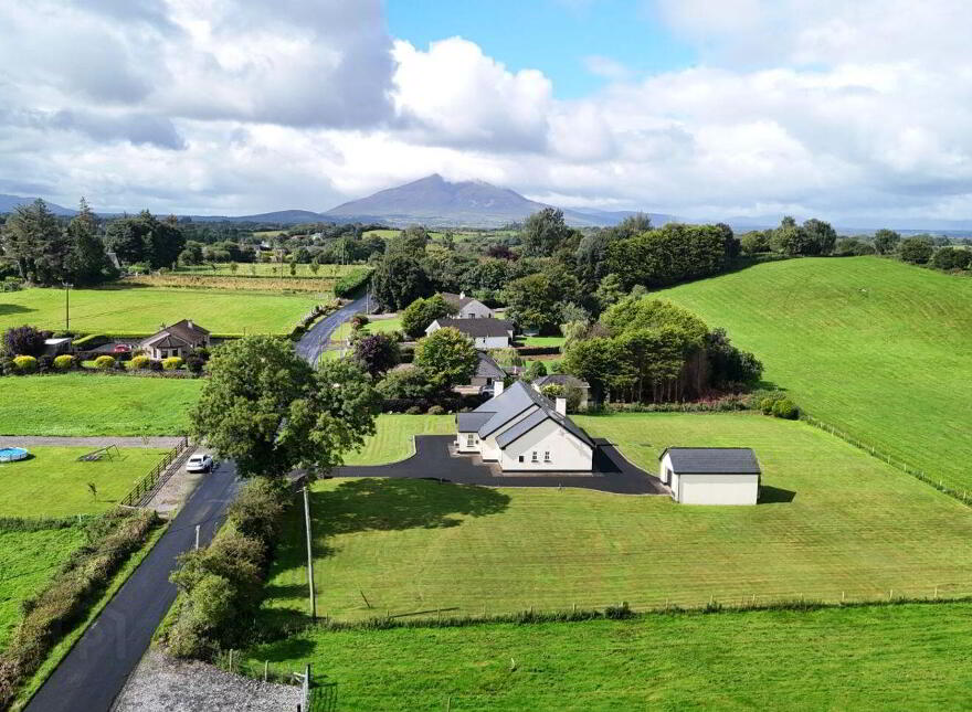 Derrynamuck, Corroy, Ballina, F26R7W9