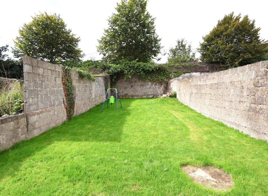 31 Saint Muredach's Terrace, Ballina, F26D9F2