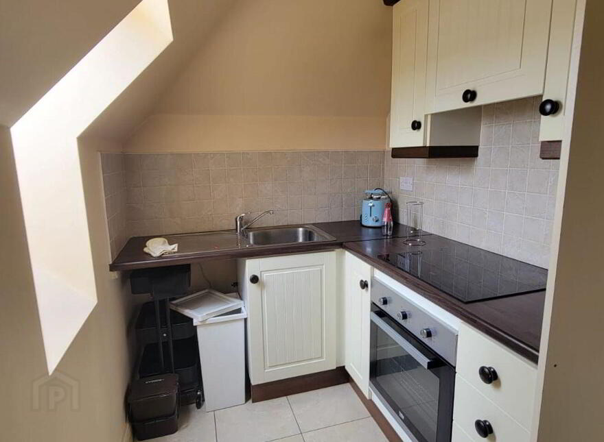44 Gort An Clochair, Circular Road, Kilkee, V15C959