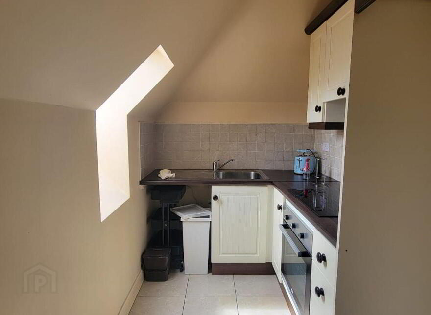 44 Gort An Clochair, Circular Road, Kilkee, V15C959