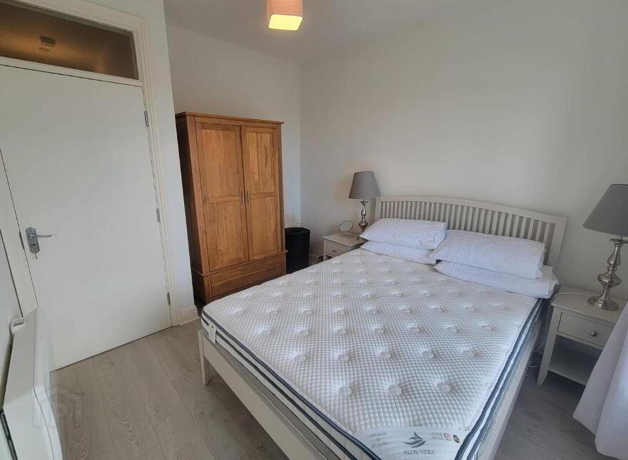 409 Kilkee Bay Apartments, Kilrush Road, Kilkee, V15P036