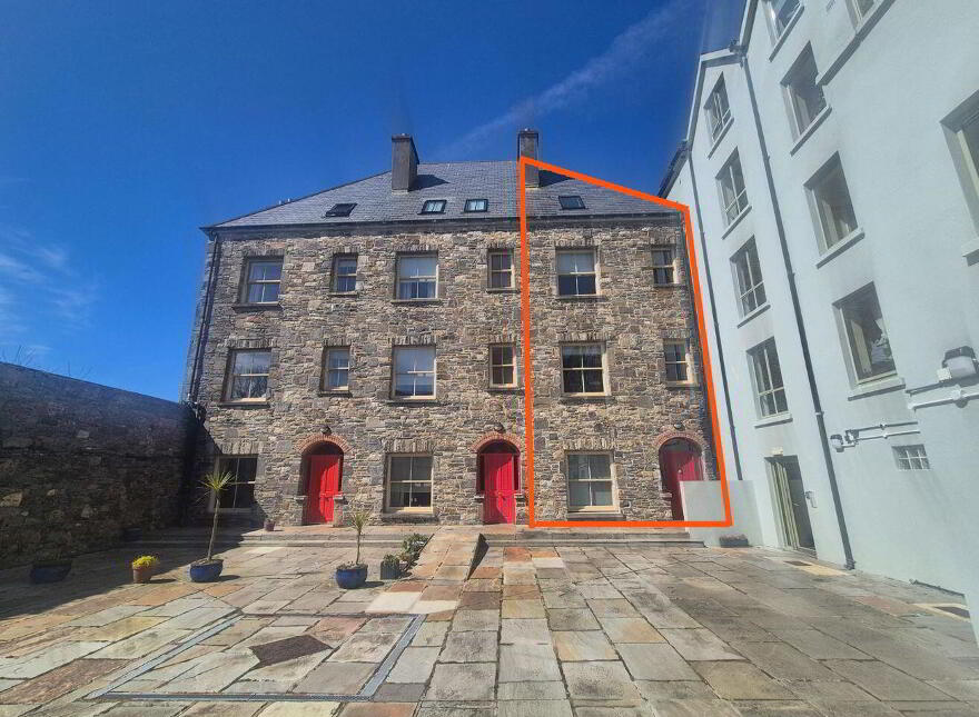 Townhouse, 3 Hector Street Mills, Frances Street, Kilrush, V15HD66