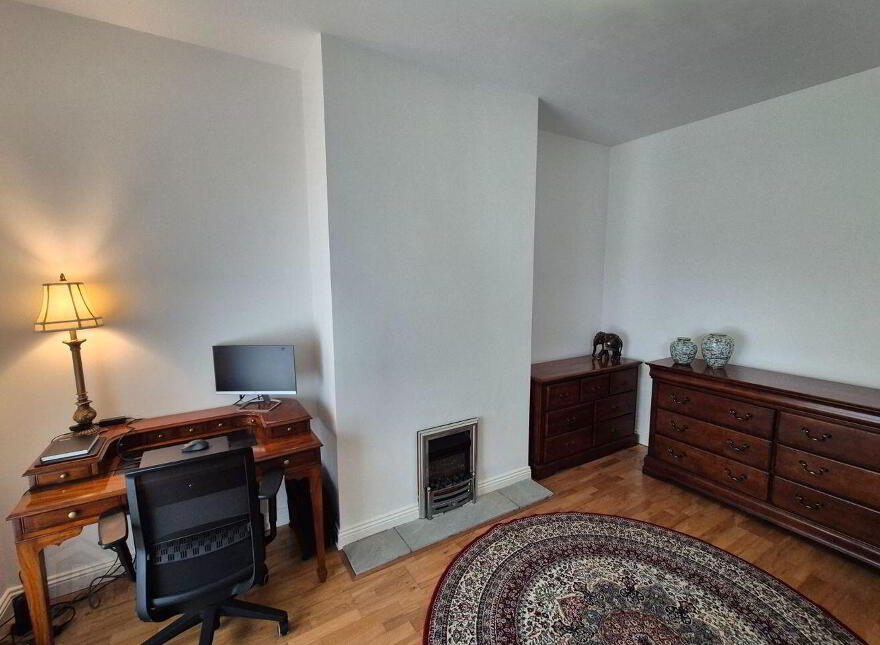 Townhouse, 3 Hector Street Mills, Frances Street, Kilrush, V15HD66