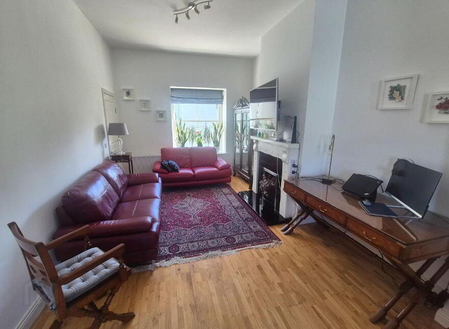 Townhouse, 3 Hector Street Mills, Frances Street, Kilrush, V15HD66
