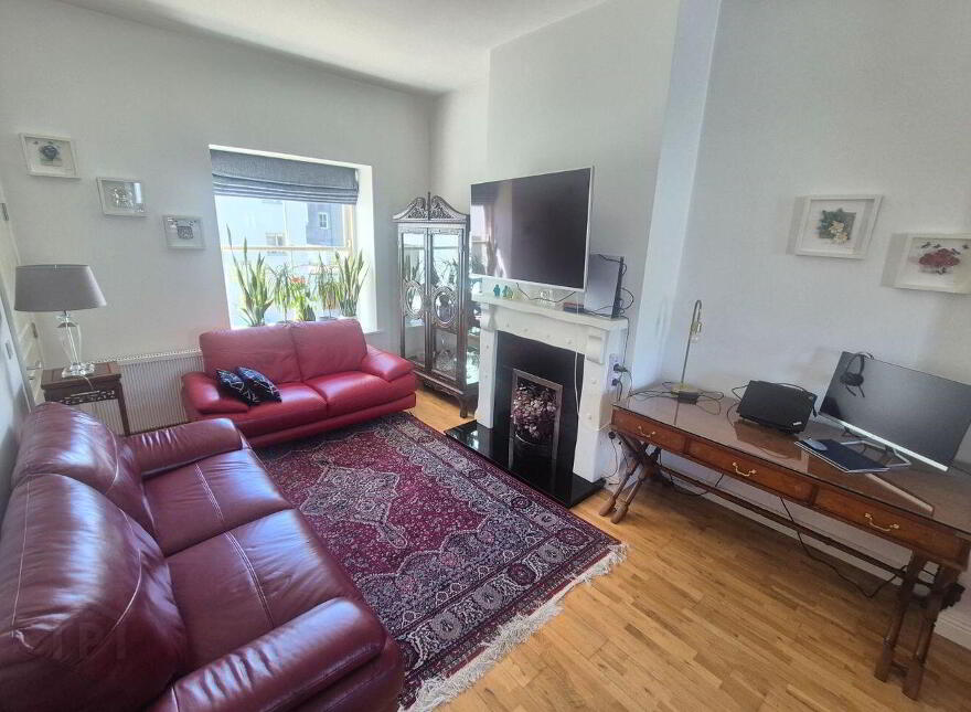 Townhouse, 3 Hector Street Mills, Frances Street, Kilrush, V15HD66