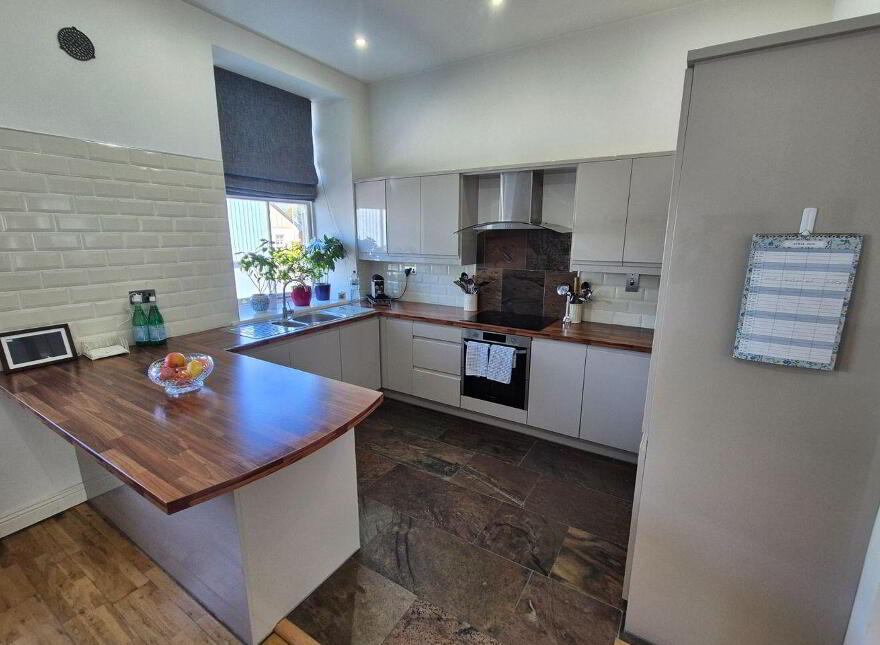 Townhouse, 3 Hector Street Mills, Frances Street, Kilrush, V15HD66