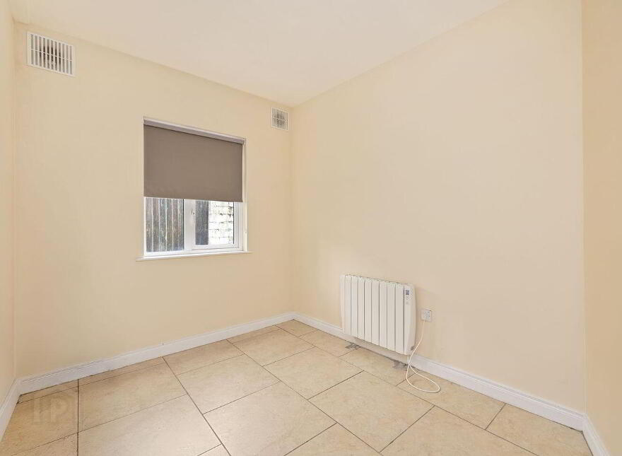 Main Street, Rathangan, R51A436