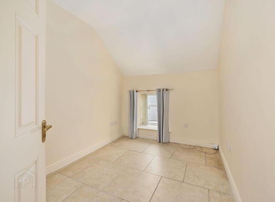 Main Street, Rathangan, R51A436