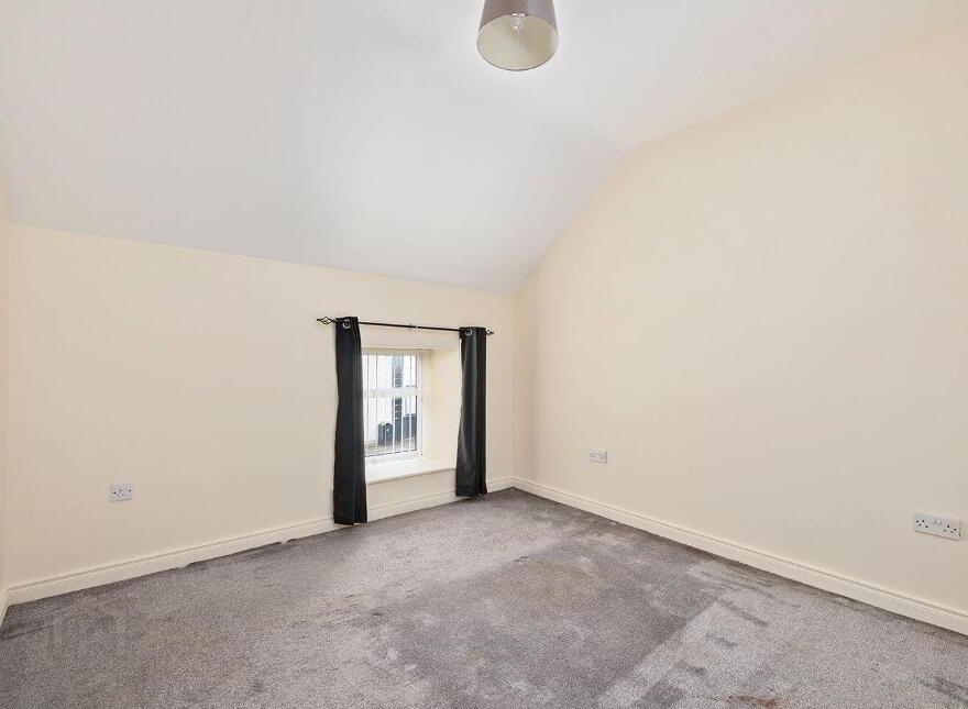 Main Street, Rathangan, R51A436