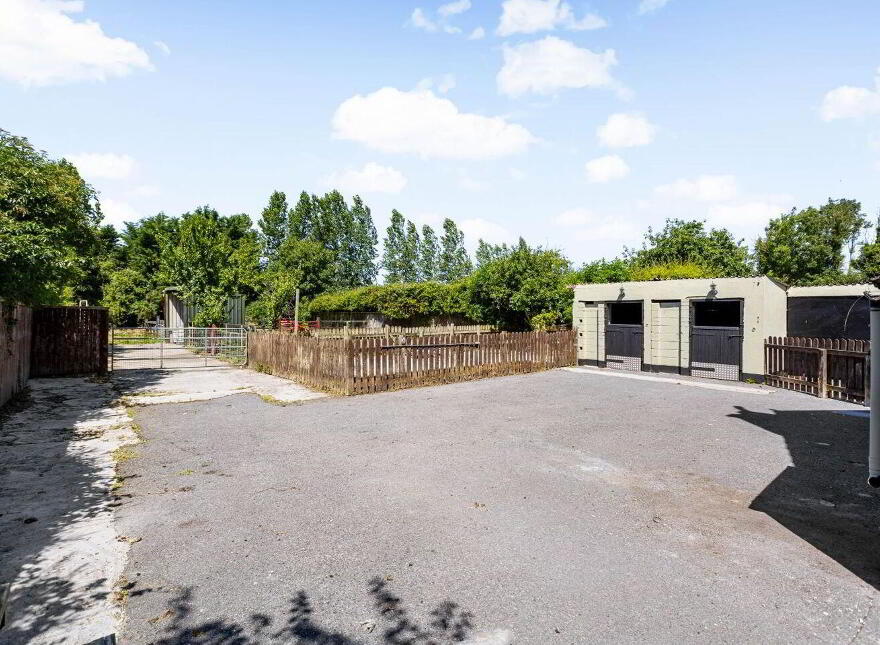 Kilcloncorkry, Rathangan, Bracknagh, R51XH21