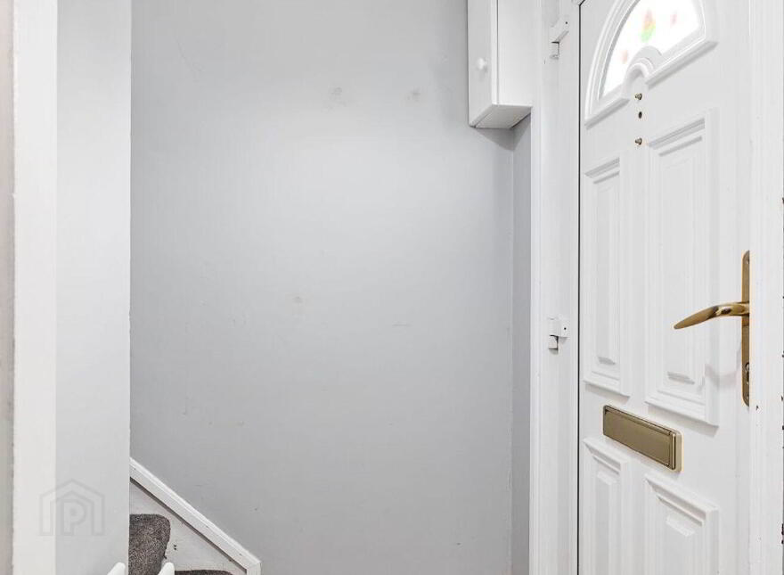 925 Moorefield Crescent, Newbridge, W12TC04