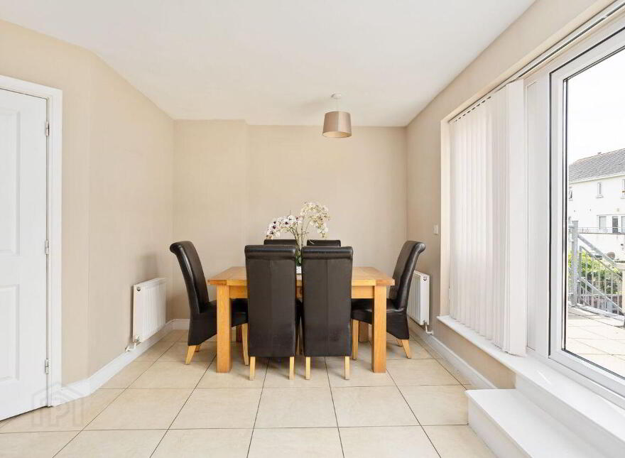 54 The Waterways, Sallins, W91KR44