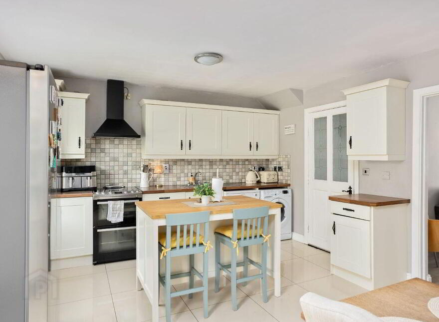 4 Radharc An Chaisláin, Old Caragh Road, Naas, W91E3FP