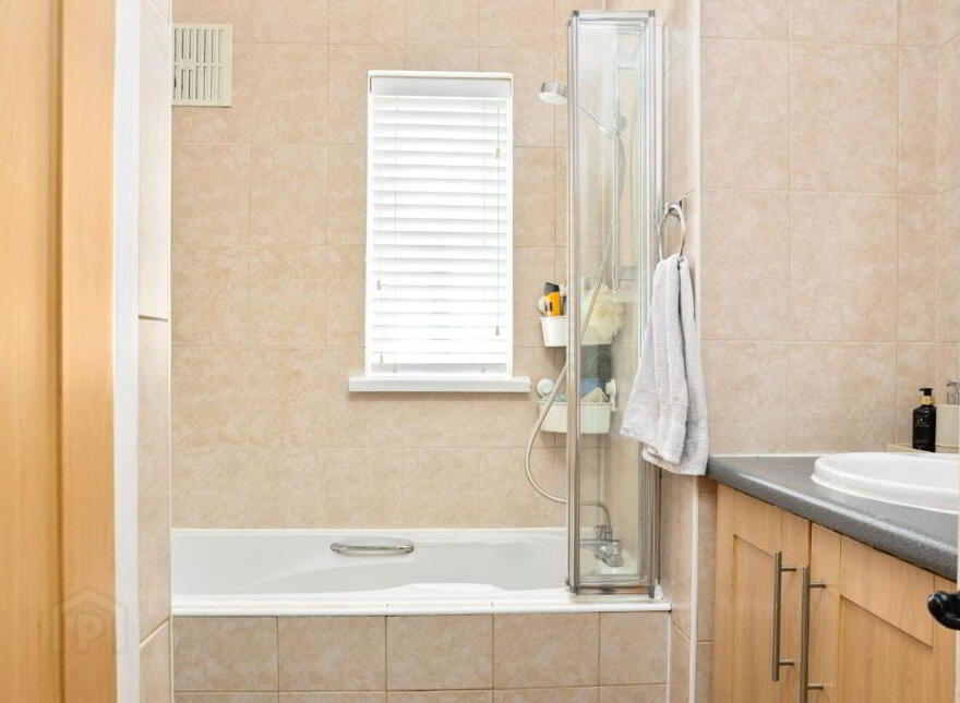 4 Radharc An Chaisláin, Old Caragh Road, Naas, W91E3FP