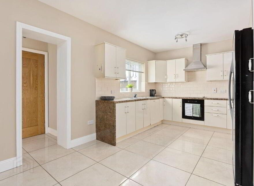 16 Newberry Park, Edenderry, R45ET29