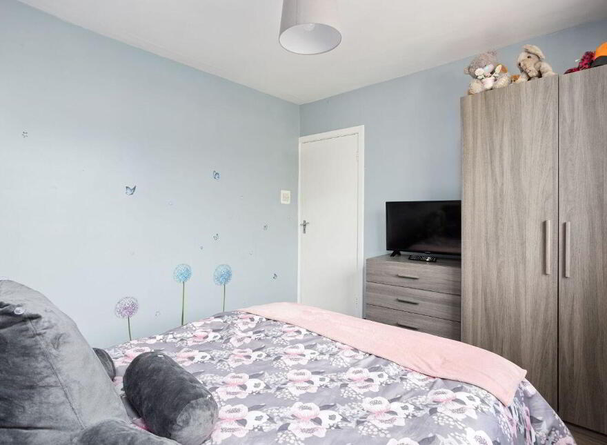 2205 Highfield Estate, Newbridge, W12EF40