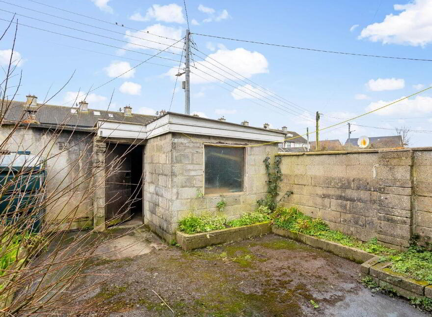 2205 Highfield Estate, Newbridge, W12EF40