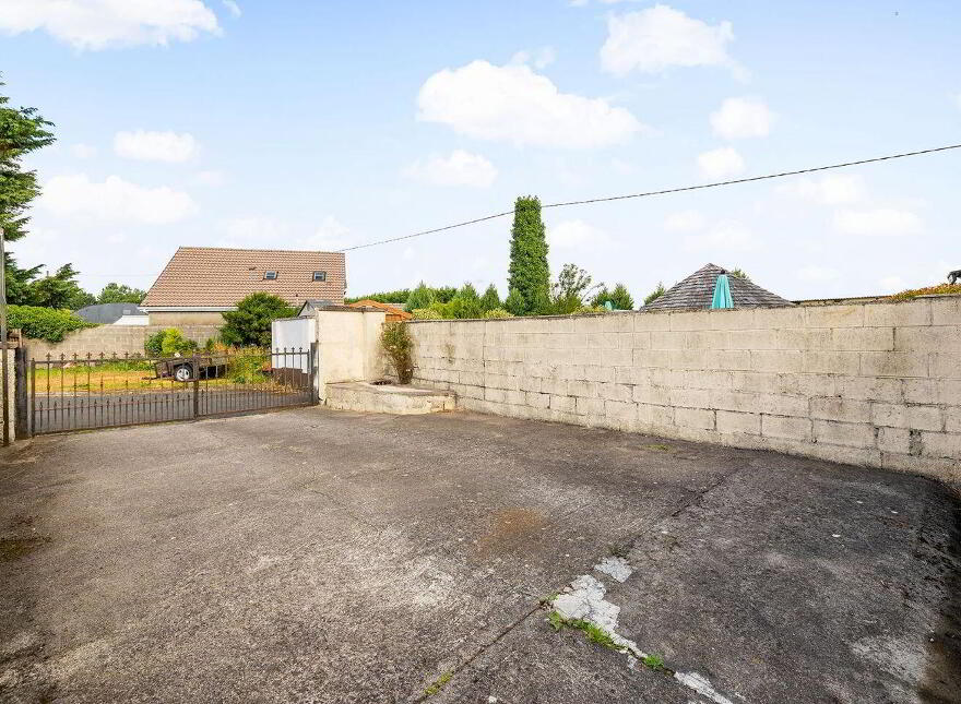 2052 Tullyville, Maddenstown, The Curragh, R56H273