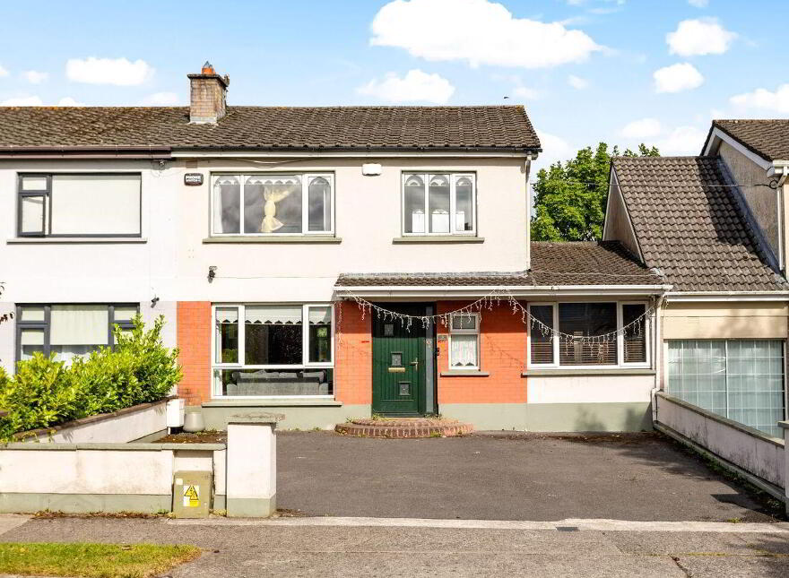 8 Moorefield Park, Newbridge, W12A389