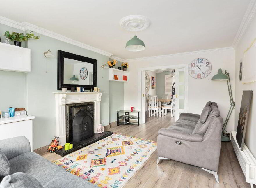 8 Moorefield Park, Newbridge, W12A389