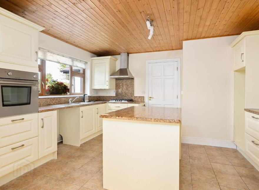 Kilbelin, Newbridge, W12XY28