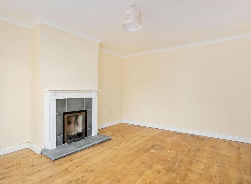 16 Beechmount, Newbridge, W12AE61