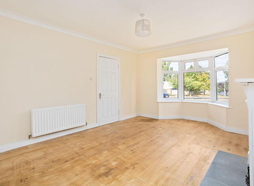 16 Beechmount, Newbridge, W12AE61
