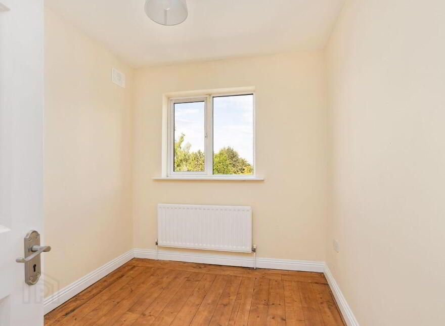 16 Beechmount, Newbridge, W12AE61