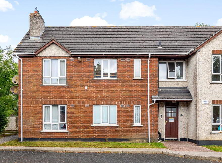 Apartment 3E Roseville Court, Henry Road, Newbridge, W12E821