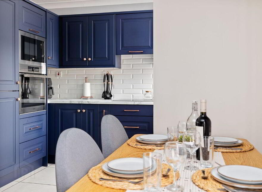 Apartment 3E Roseville Court, Henry Road, Newbridge, W12E821