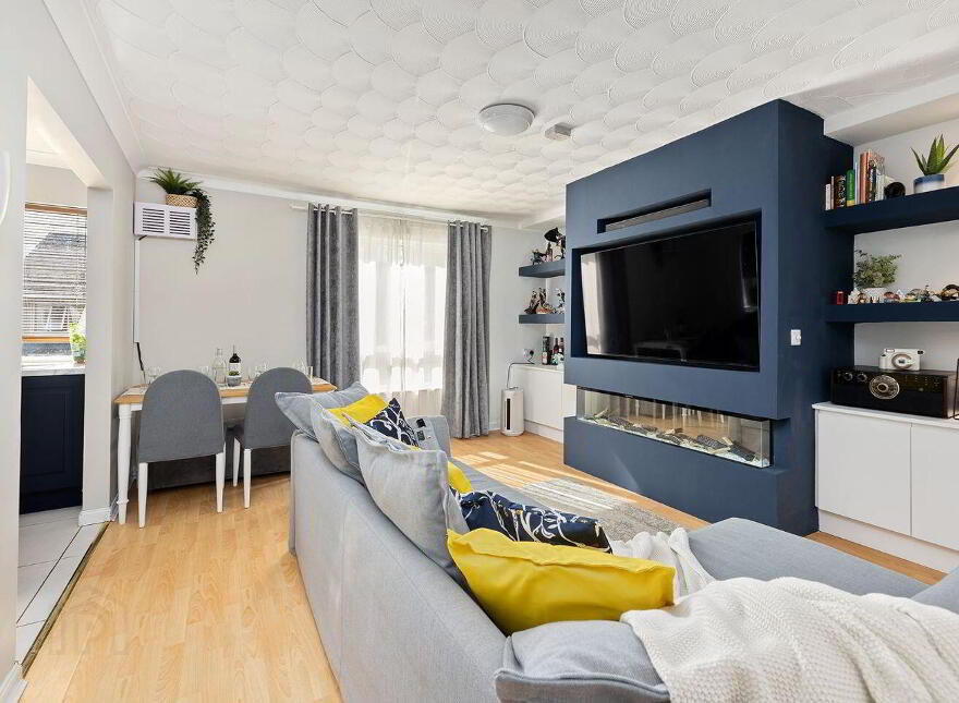 Apartment 3E Roseville Court, Henry Road, Newbridge, W12E821