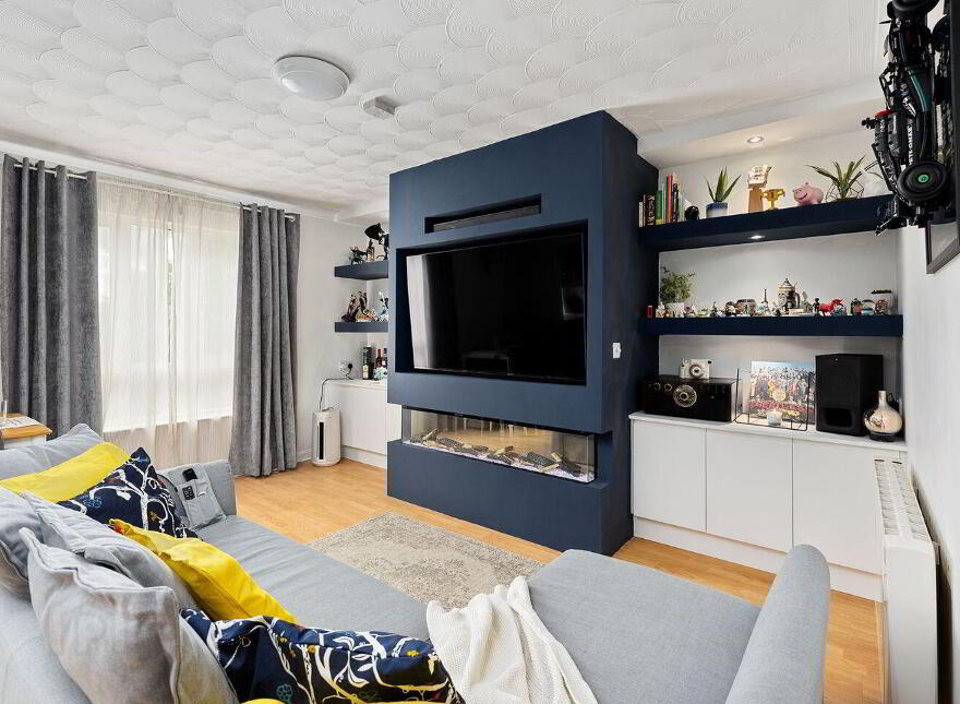 Apartment 3E Roseville Court, Henry Road, Newbridge, W12E821