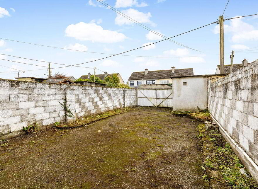2110 Highfield Estate, Newbridge, W12P862