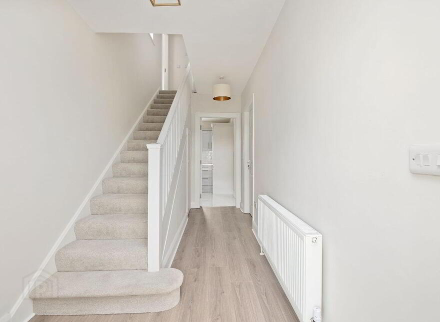 65 College Park, Newbridge, W12PR88