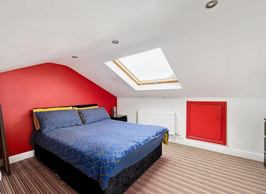 2 The Crescent, College Farm, Newbridge, W12N220