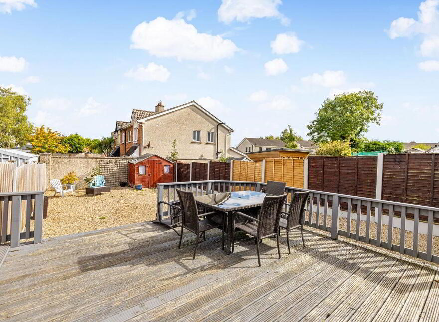 2 The Crescent, College Farm, Newbridge, W12N220