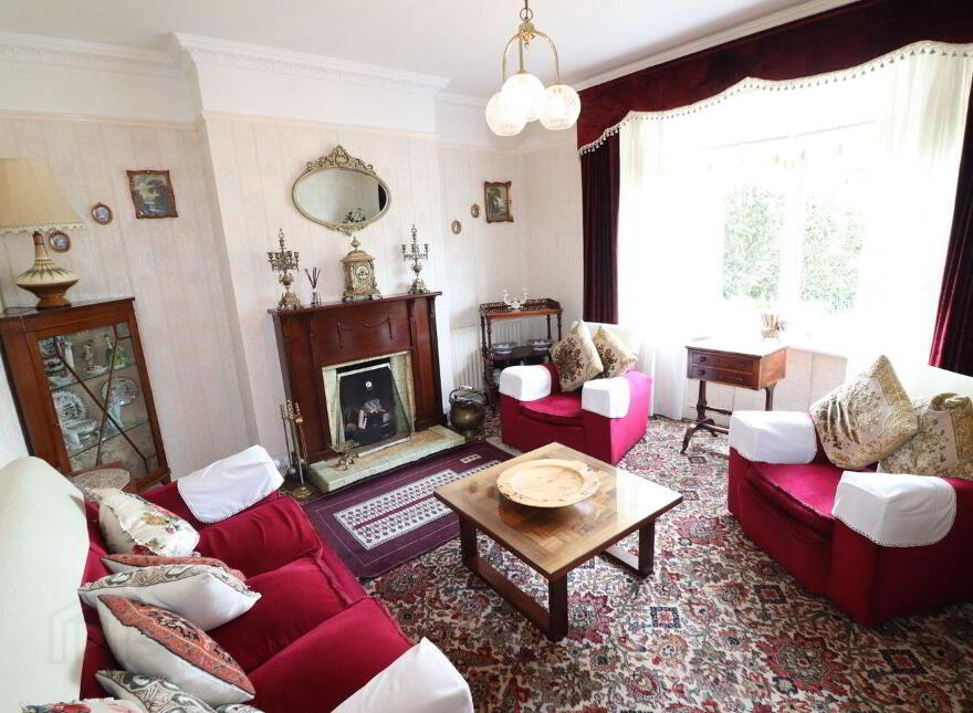 Tyone, Ennis Road, North Circular Road, V942H75