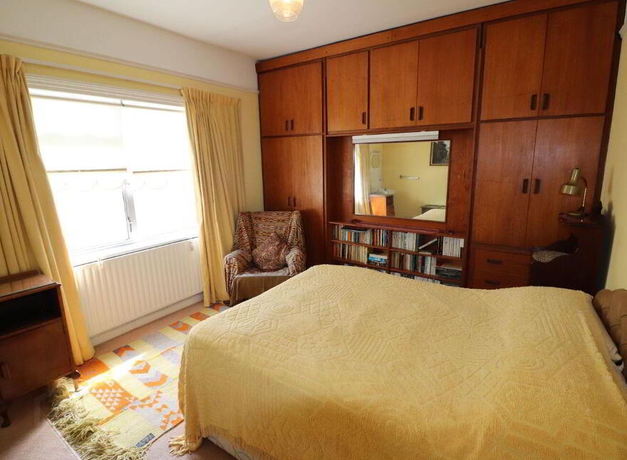 Tyone, Ennis Road, North Circular Road, V942H75