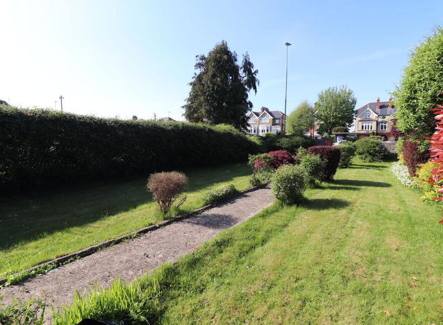 Tyone, Ennis Road, North Circular Road, V942H75