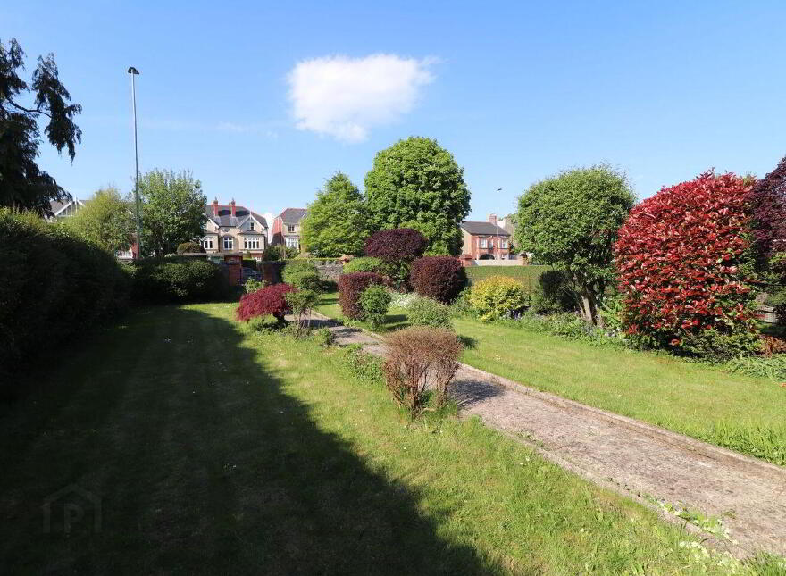 Tyone, Ennis Road, North Circular Road, V942H75
