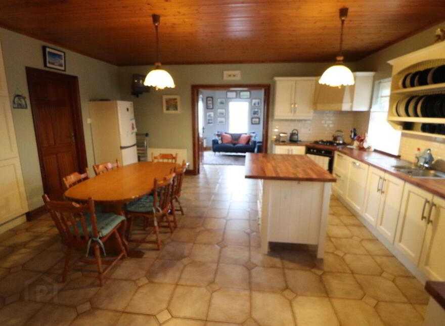 The Beeves, Toomdeely, Askeaton, V94W6PH