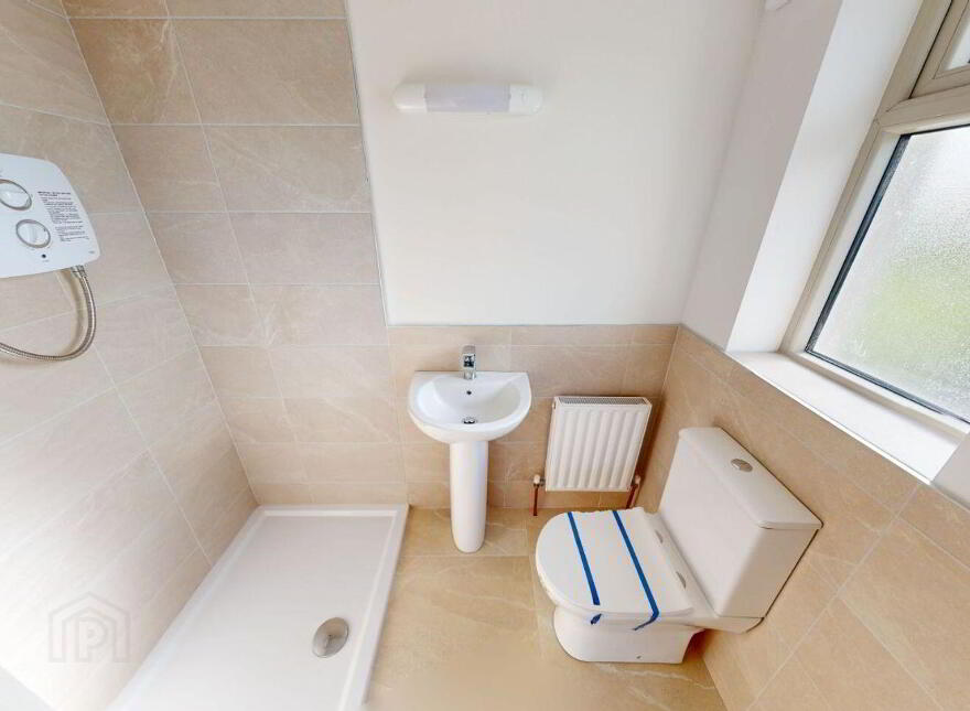 The Avenue, Ros Mor, Crossagalla, V9459K1