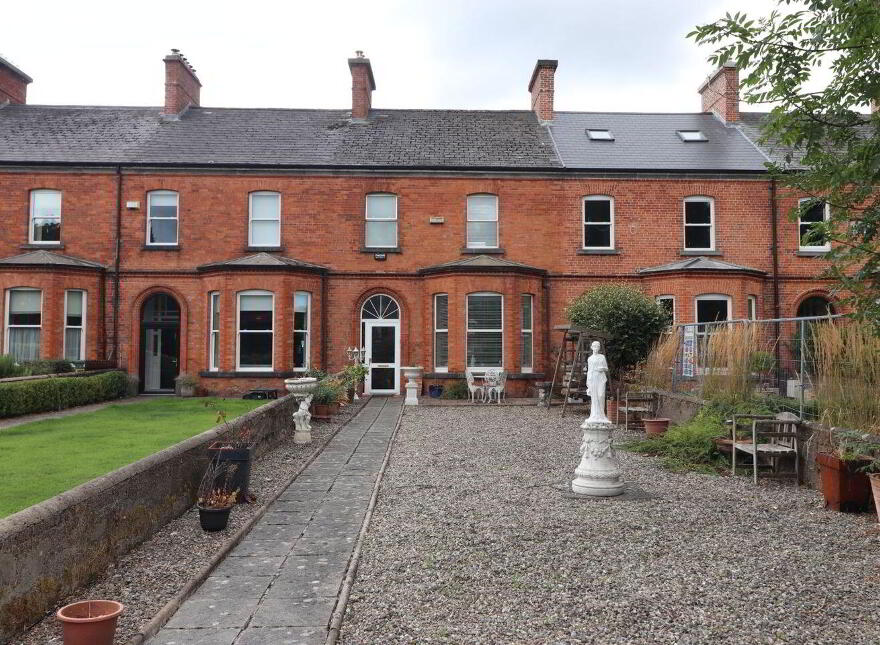 5 Lansdowne Terrace, Ennis Road, North Circular Road, V945D76