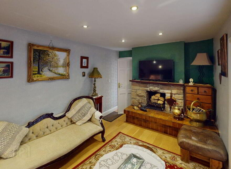 5 Lansdowne Terrace, Ennis Road, North Circular Road, V945D76