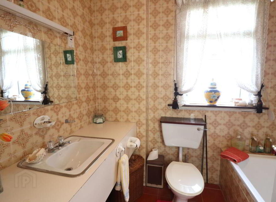 5 Lansdowne Terrace, Ennis Road, North Circular Road, V945D76