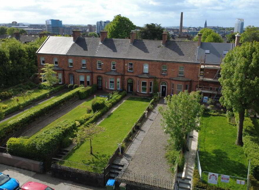 5 Lansdowne Terrace, Ennis Road, North Circular Road, V945D76