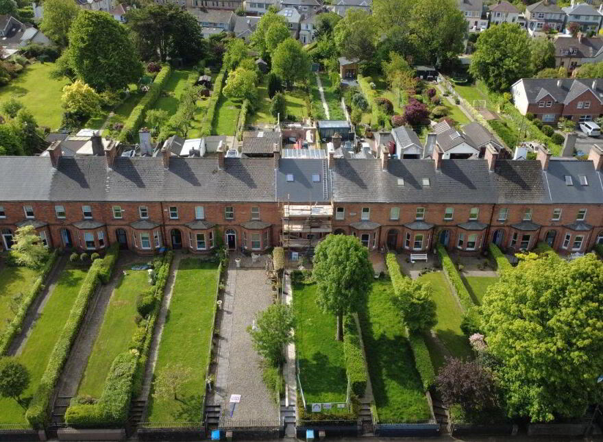 5 Lansdowne Terrace, Ennis Road, North Circular Road, V945D76