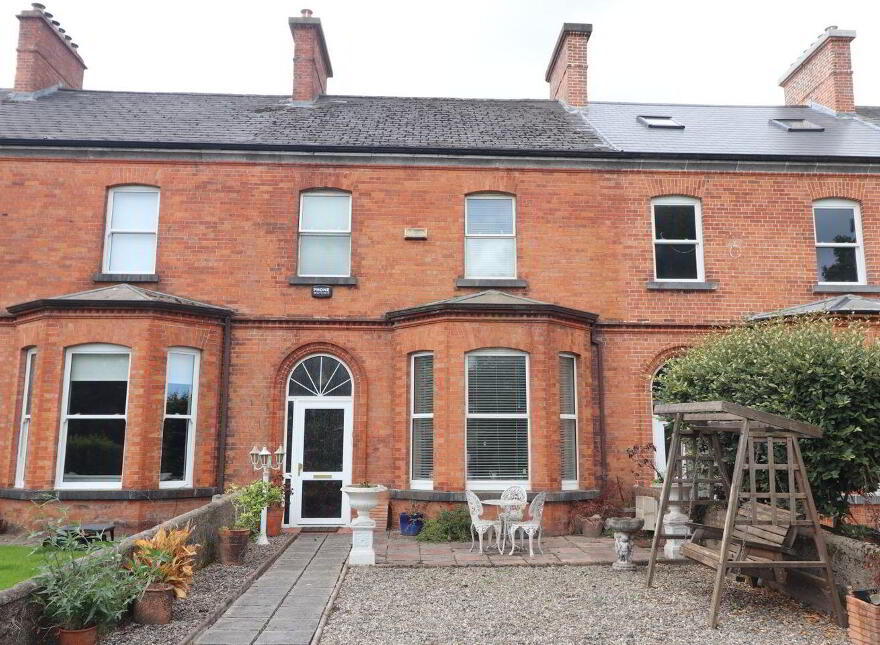 5 Lansdowne Terrace, Ennis Road, North Circular Road, V945D76